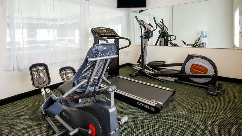 <b>Baymont Inn & Suites Mackinaw City Health</b>. Images powered by <a href="https://iceportal.shijigroup.com/" title="IcePortal" target="_blank">IcePortal</a>.