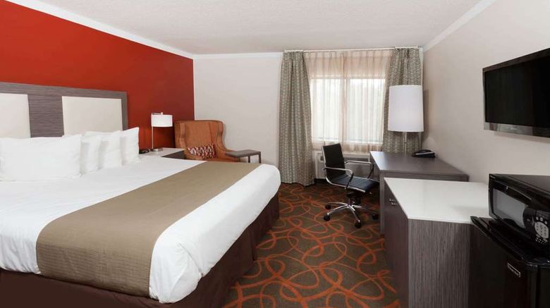 <b>Baymont Inn & Suites Chicago/Alsip Room</b>. Images powered by <a href="https://iceportal.shijigroup.com/" title="IcePortal" target="_blank">IcePortal</a>.