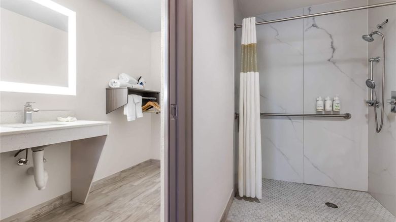 <b>Baymont Inn & Suites Arlington Room</b>. Images powered by <a href="https://iceportal.shijigroup.com/" title="IcePortal" target="_blank">IcePortal</a>.