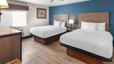 Baymont Inn & Suites Arlington Suite