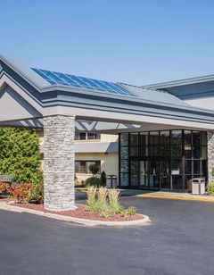Baymont Inn & Suites Madison West