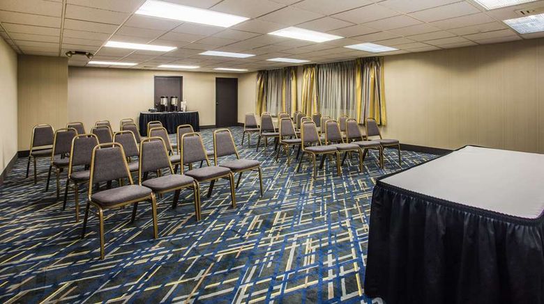 <b>Baymont Inn & Suites Madison West Meeting</b>. Images powered by <a href="https://iceportal.shijigroup.com/" title="IcePortal" target="_blank">IcePortal</a>.