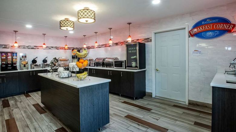 <b>Baymont Inn & Suites Traverse City Other</b>. Images powered by <a href="https://iceportal.shijigroup.com/" title="IcePortal" target="_blank">IcePortal</a>.