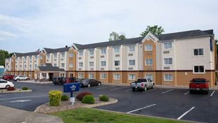 Microtel Inn & Suites by Wyndham Charles