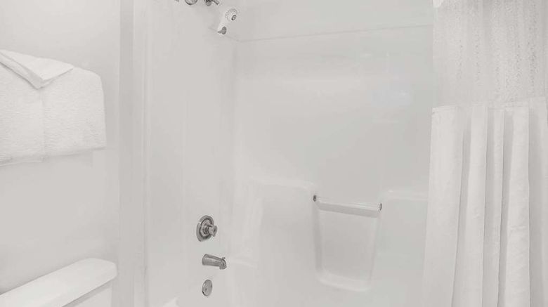 <b>Baymont Inn & Suites Janesville Room</b>. Images powered by <a href="https://iceportal.shijigroup.com/" title="IcePortal" target="_blank">IcePortal</a>.