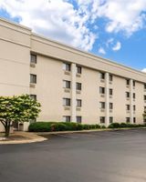 Baymont Inn & Suites Janesville
