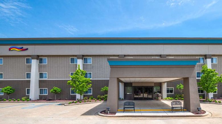 <b>Baymont Inn & Suites Mt. Pleasant Exterior</b>. Images powered by <a href="https://iceportal.shijigroup.com/" title="IcePortal" target="_blank">IcePortal</a>.