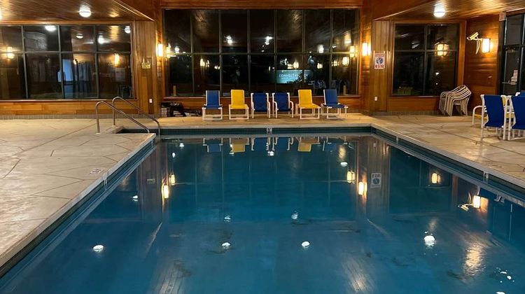 Baymont Inn & Suites La Crosse/Onalaska Pool