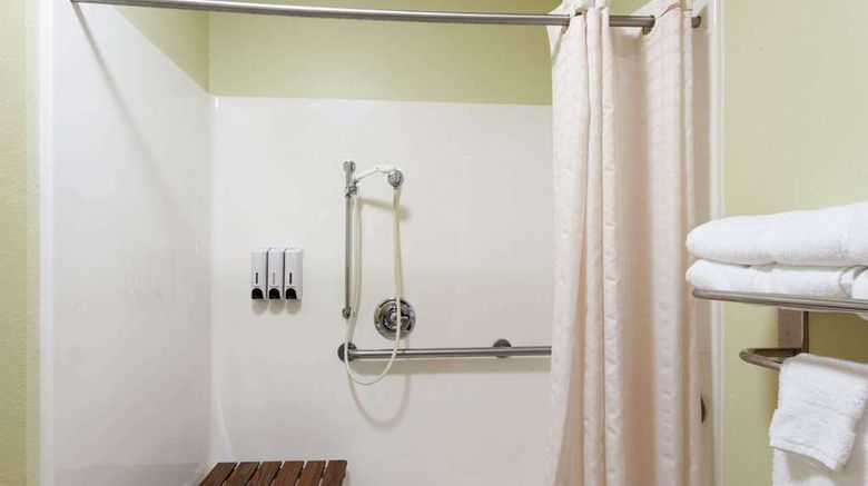 <b>Baymont Inn & Suites Dale Room</b>. Images powered by <a href="https://iceportal.shijigroup.com/" title="IcePortal" target="_blank">IcePortal</a>.