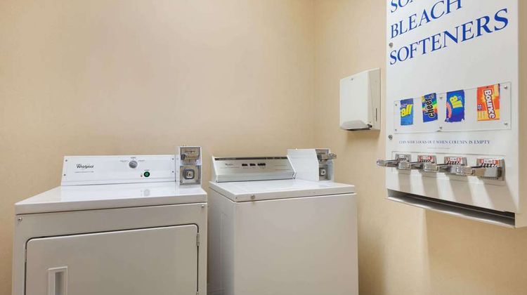 Baymont Inn & Suites Dale Other