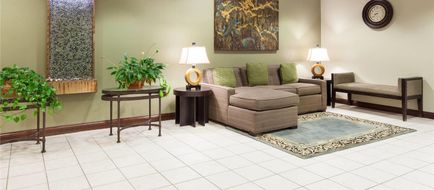 Baymont Inn & Suites Dale Lobby