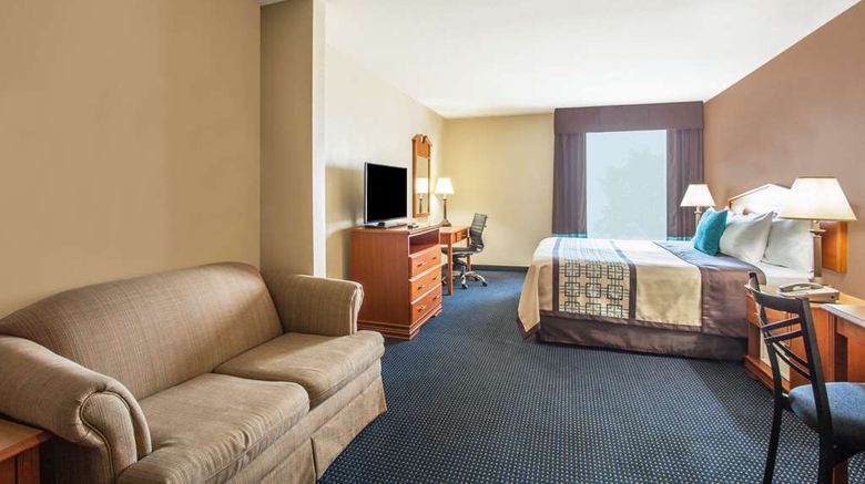 <b>Days Inn & Suites Thibodaux Suite</b>. Images powered by <a href="https://iceportal.shijigroup.com/" title="IcePortal" target="_blank">IcePortal</a>.