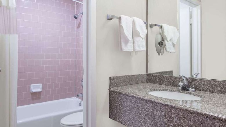 <b>Super 8 by Wyndham Metairie Room</b>. Images powered by <a href="https://iceportal.shijigroup.com/" title="IcePortal" target="_blank">IcePortal</a>.