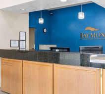 Baymont Inn & Suites Lawrence Lobby