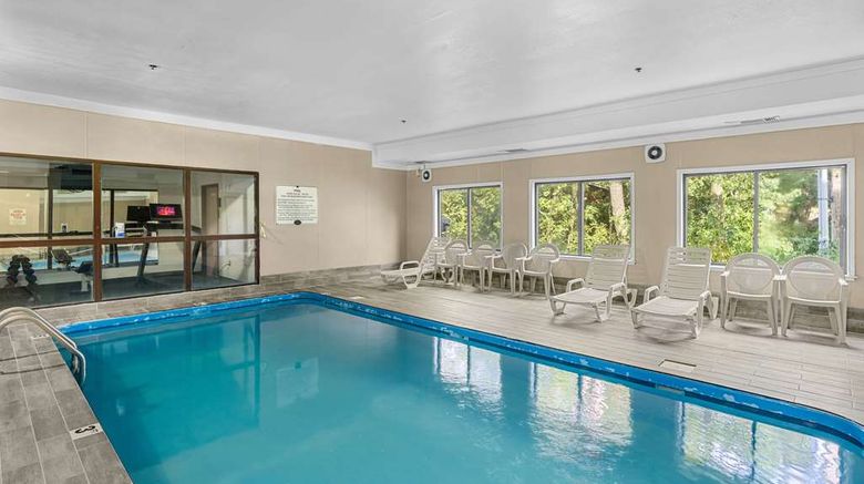 <b>Baymont Inn & Suites Lawrence Pool</b>. Images powered by <a href="https://iceportal.shijigroup.com/" title="IcePortal" target="_blank">IcePortal</a>.