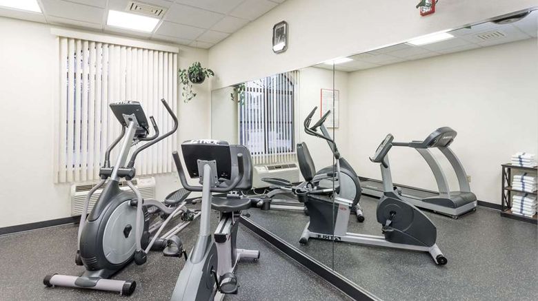 <b>Baymont Inn & Suites Asheville/Biltmore Health</b>. Images powered by <a href="https://iceportal.shijigroup.com/" title="IcePortal" target="_blank">IcePortal</a>.