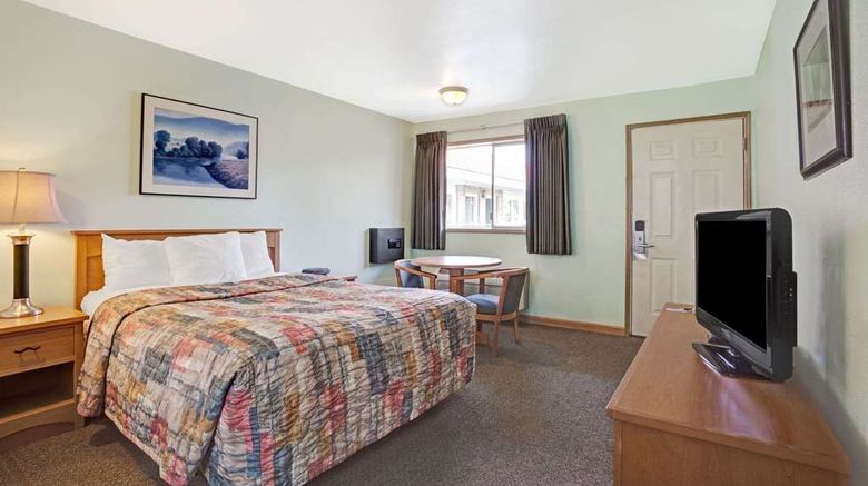 <b>Travelodge Seattle North of Downtown Room</b>. Images powered by <a href="https://iceportal.shijigroup.com/" title="IcePortal" target="_blank">IcePortal</a>.