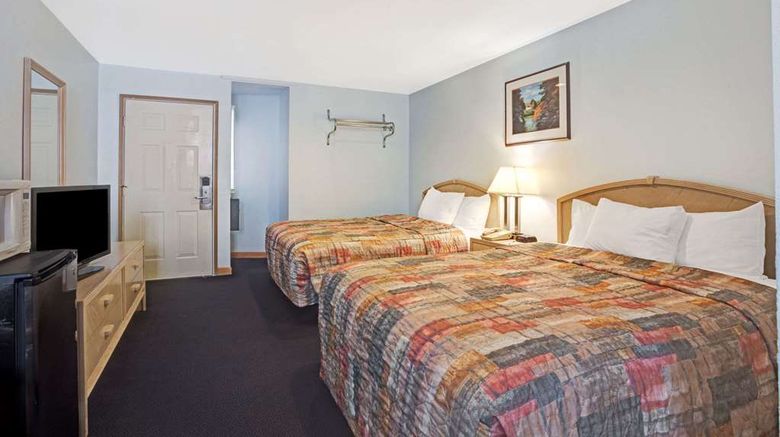 <b>Travelodge Seattle North of Downtown Room</b>. Images powered by <a href="https://iceportal.shijigroup.com/" title="IcePortal" target="_blank">IcePortal</a>.