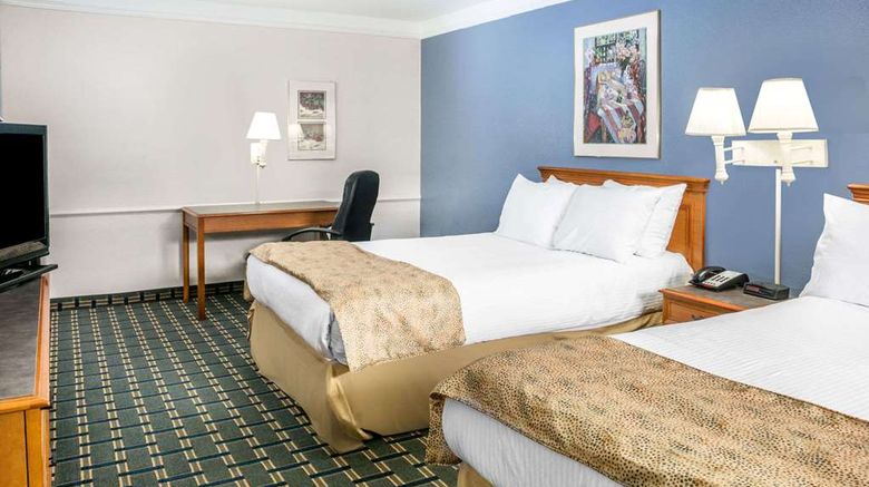 <b>Days Inn Houston Room</b>. Images powered by <a href="https://iceportal.shijigroup.com/" title="IcePortal" target="_blank">IcePortal</a>.