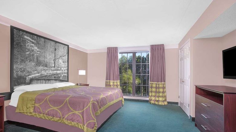 <b>Super 8 Austell/Six Flags Suite</b>. Images powered by <a href="https://iceportal.shijigroup.com/" title="IcePortal" target="_blank">IcePortal</a>.