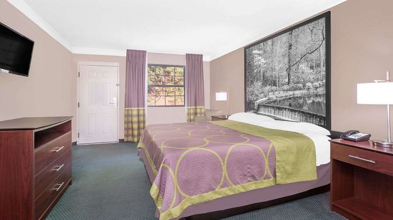 <b>Super 8 Austell/Six Flags Room</b>. Images powered by <a href="https://iceportal.shijigroup.com/" title="IcePortal" target="_blank">IcePortal</a>.