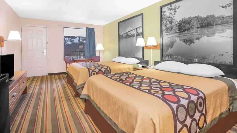 <b>Super 8 Eufaula Room</b>. Images powered by <a href="https://iceportal.shijigroup.com/" title="IcePortal" target="_blank">IcePortal</a>.