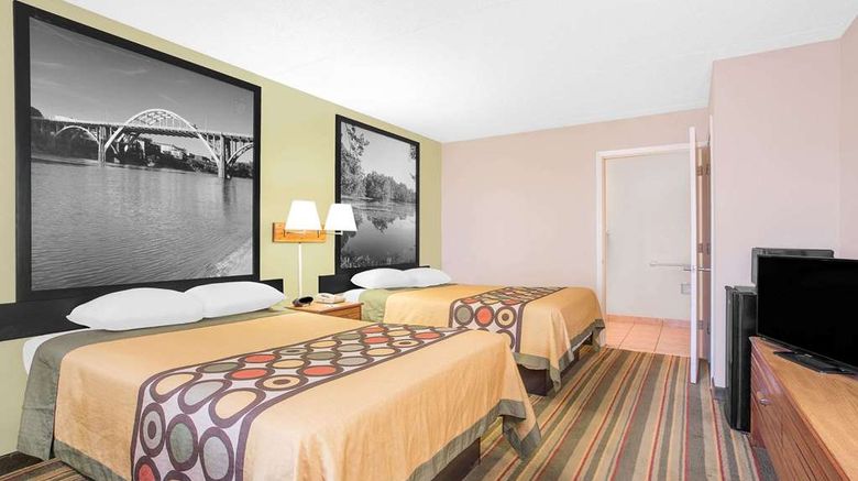 <b>Super 8 Eufaula Room</b>. Images powered by <a href="https://iceportal.shijigroup.com/" title="IcePortal" target="_blank">IcePortal</a>.
