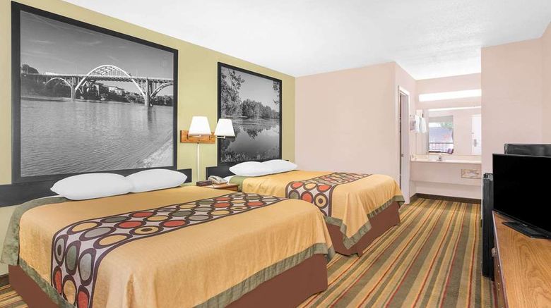 <b>Super 8 Eufaula Room</b>. Images powered by <a href="https://iceportal.shijigroup.com/" title="IcePortal" target="_blank">IcePortal</a>.