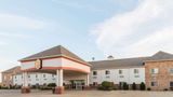 Super 8 Salina Exterior