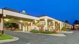 <b>Days Inn Wilson Exterior</b>. Images powered by <a href="https://iceportal.shijigroup.com/" title="IcePortal" target="_blank">IcePortal</a>.