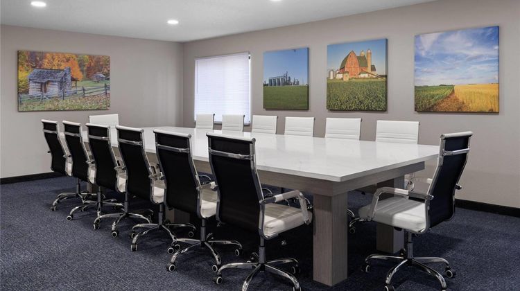 Baymont by Wyndham Davenport Meeting