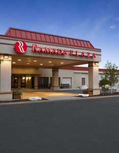 Riverside Hotel And Conference Center