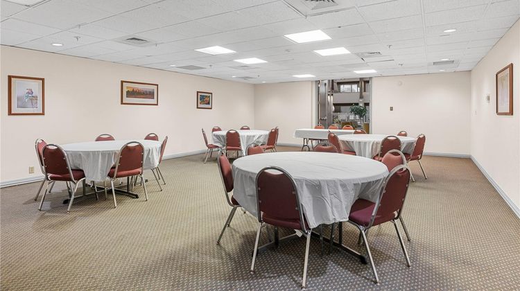 Riverside Hotel And Conference Center Meeting