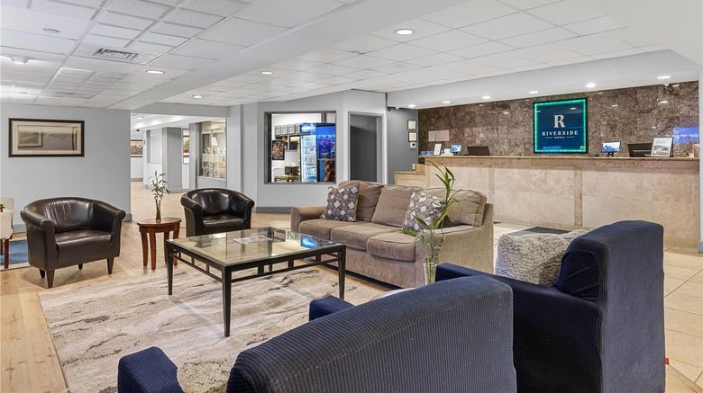 <b>Riverside Hotel And Conference Center Lobby</b>. Images powered by <a href="https://iceportal.shijigroup.com/" title="IcePortal" target="_blank">IcePortal</a>.