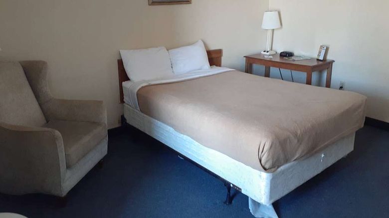 <b>Travelodge Virginia Beach/Bay Beach Room</b>. Images powered by <a href="https://iceportal.shijigroup.com/" title="IcePortal" target="_blank">IcePortal</a>.