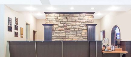 Ramada Pincher Creek Lobby