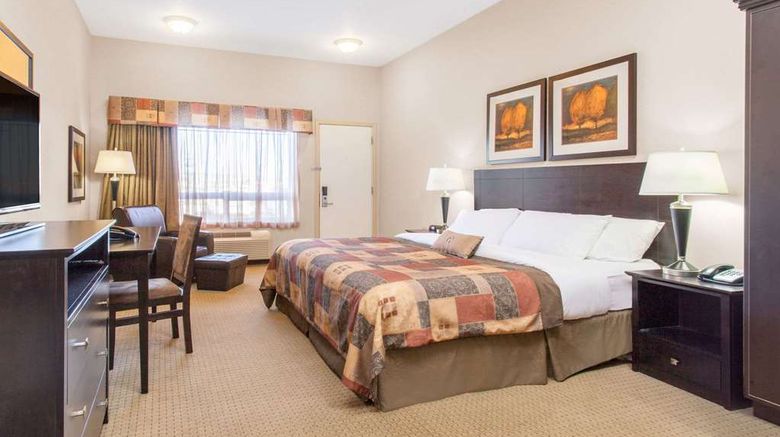 <b>Ramada Pincher Creek Room</b>. Images powered by <a href="https://iceportal.shijigroup.com/" title="IcePortal" target="_blank">IcePortal</a>.