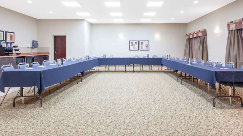 <b>Ramada Pincher Creek Meeting</b>. Images powered by <a href="https://iceportal.shijigroup.com/" title="IcePortal" target="_blank">IcePortal</a>.