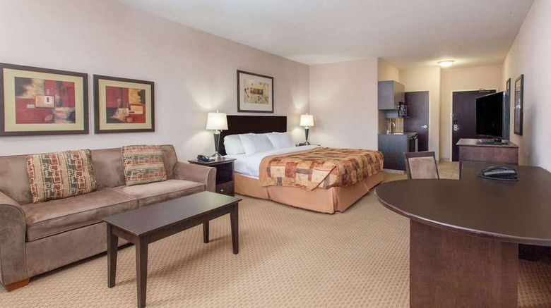 <b>Ramada Brooks Room</b>. Images powered by <a href="https://iceportal.shijigroup.com/" title="IcePortal" target="_blank">IcePortal</a>.