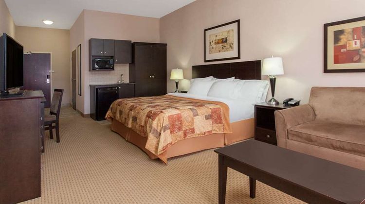 Ramada Brooks Room