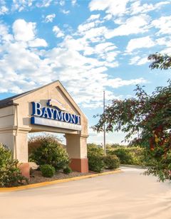 Baymont Inn & Suites Topeka