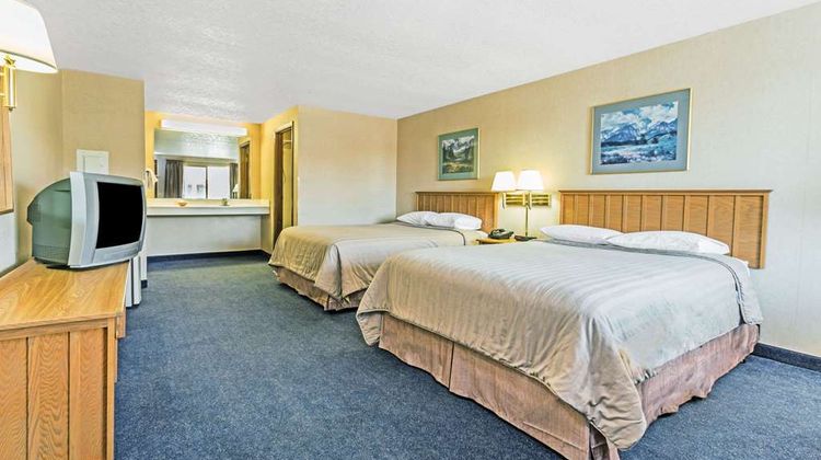 Travelodge Pioneer Villa Room