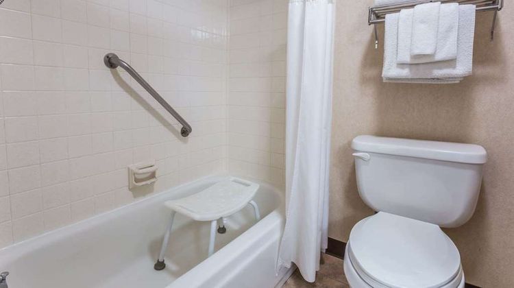 Travelodge Pioneer Villa Room