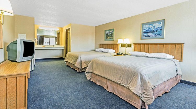 Travelodge Pioneer Villa Room