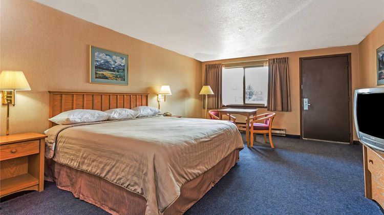 Travelodge Pioneer Villa Room