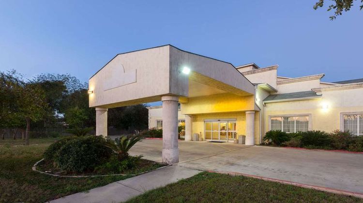 Days Inn San Antonio at Palo Alto Exterior