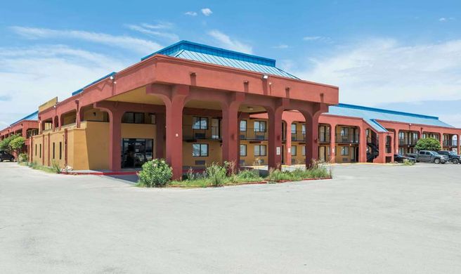 Days Inn Midland Exterior