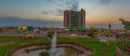 Ramada Al Qassim Hotel and Suites Exterior