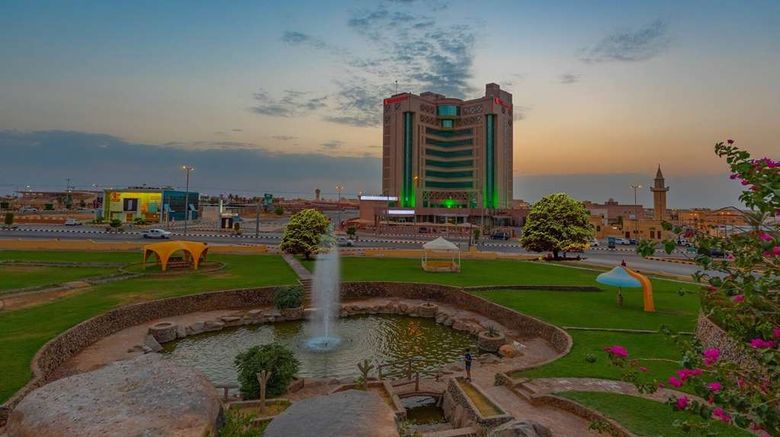 <b>Ramada Al Qassim Hotel and Suites Exterior</b>. Images powered by <a href="https://iceportal.shijigroup.com/" title="IcePortal" target="_blank">IcePortal</a>.