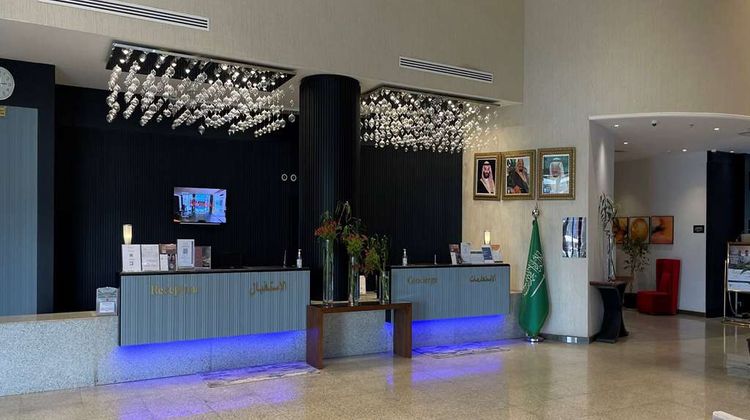 Ramada Al Qassim Hotel and Suites Lobby
